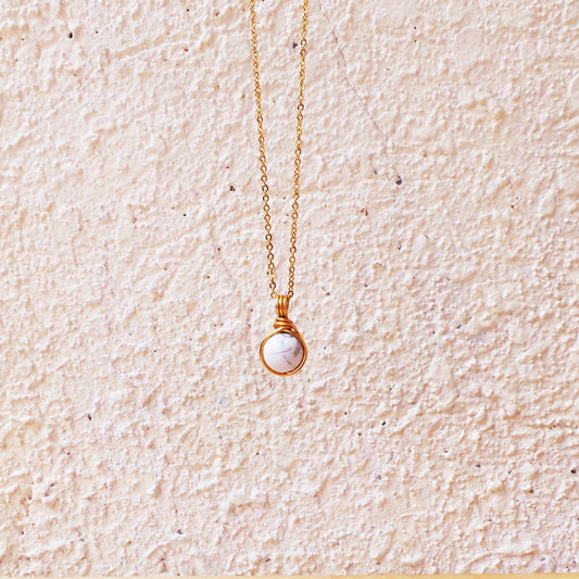 Dew Necklace - Howlite