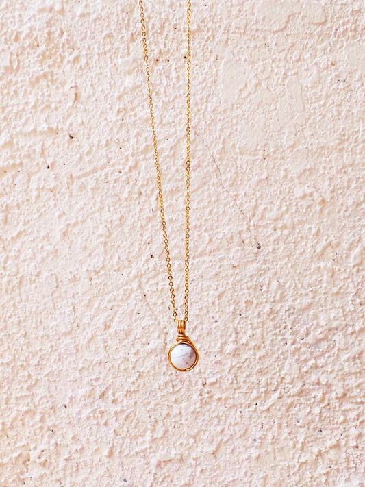 Dew Necklace - Howlite