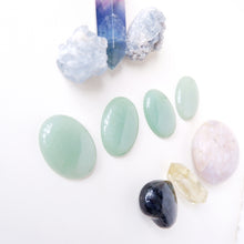 Aventurine Cabochon Palm Stone