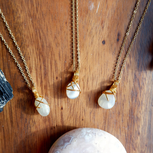 Free-form Necklace - Moonstone