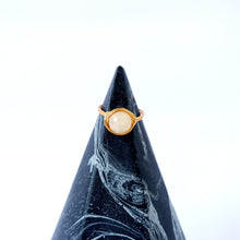Simple Ring - Yellow Calcite